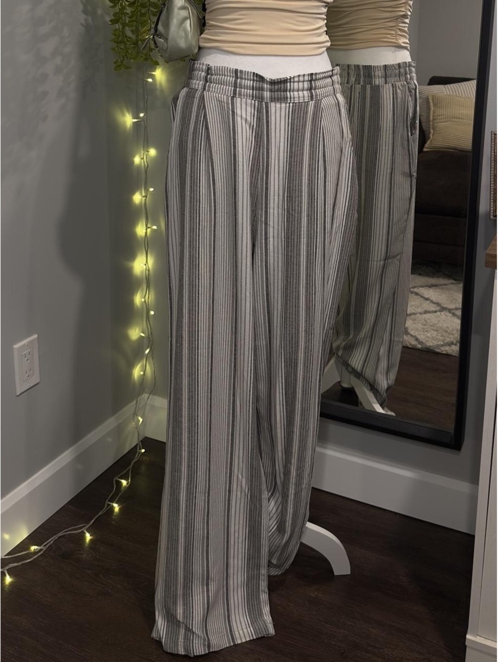 Striped Linen Blend Wide Leg Pants 🤍